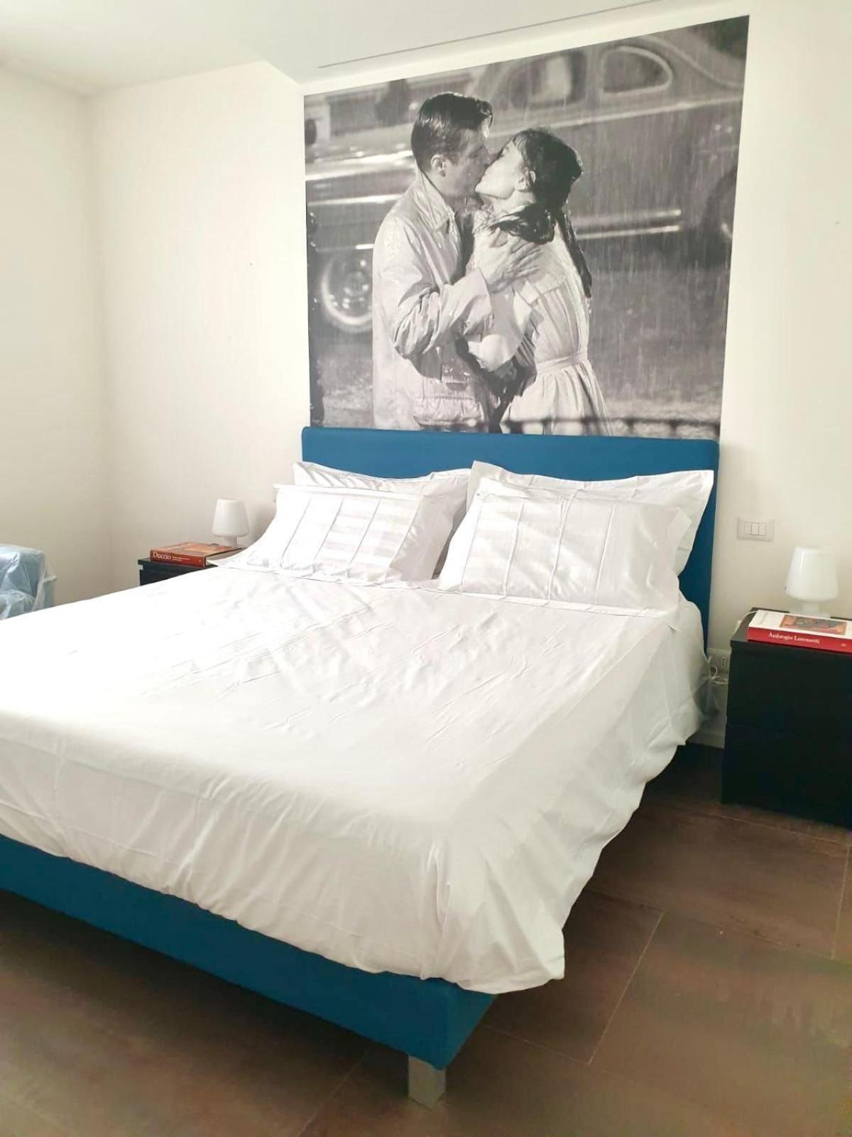 Appartamento Cinema Impero - Posto Auto Privato Siena Zimmer foto